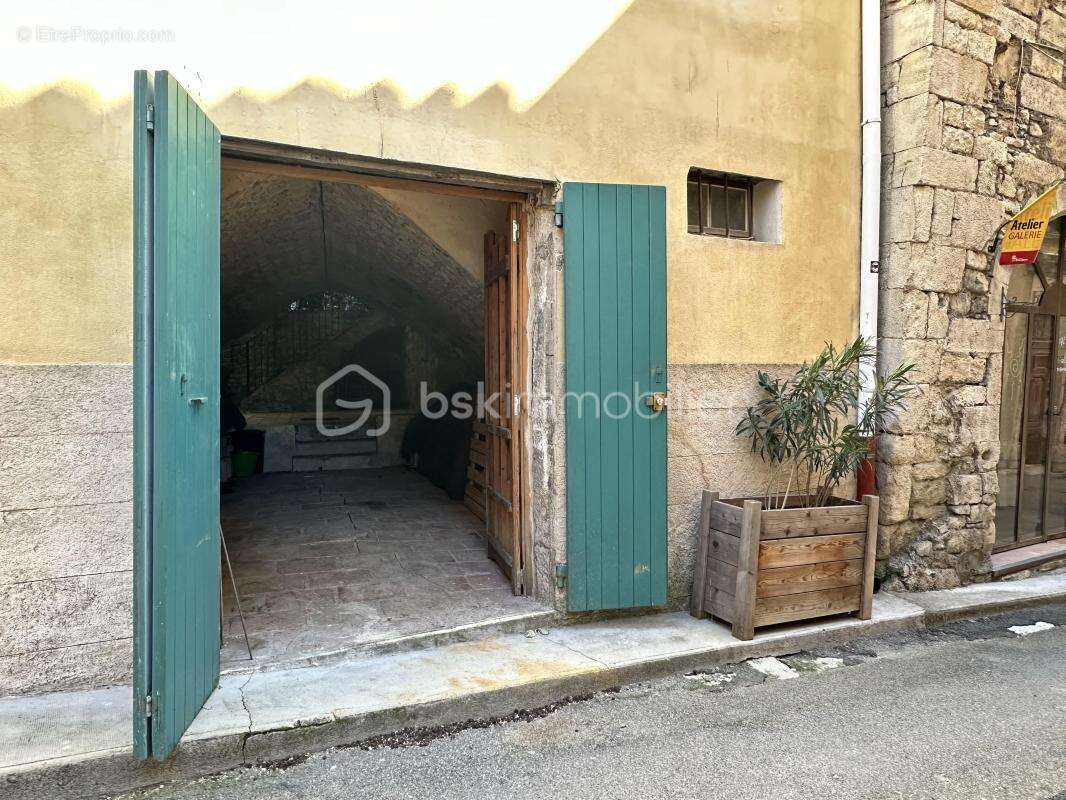 Maison à FORCALQUIER