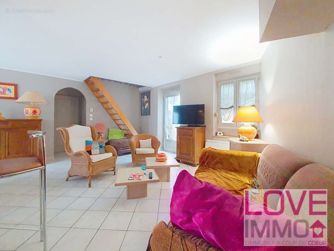 Maison à BOURGOIN-JALLIEU