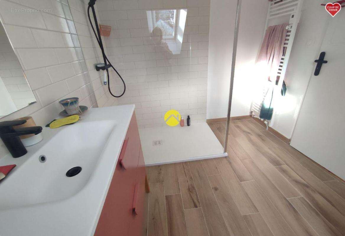 Maison à VAILLY-SUR-SAULDRE