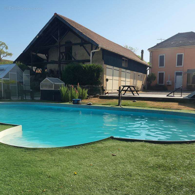 Maison à RION-DES-LANDES