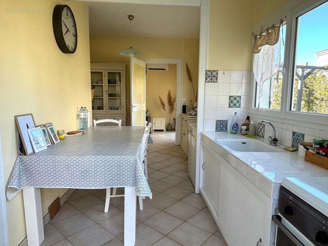 Maison à LA BREE-LES-BAINS