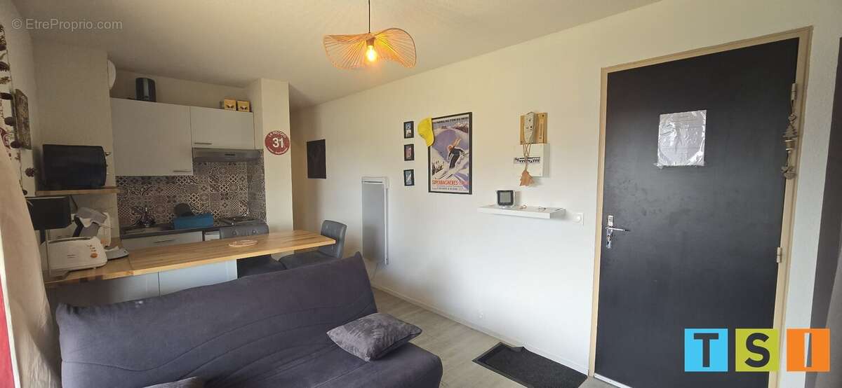 Appartement à MAYREGNE