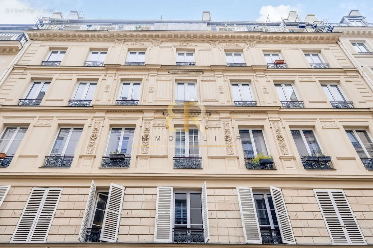 Appartement à PARIS-9E