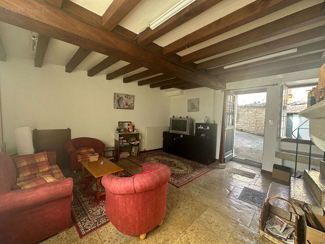 Maison à TANLAY