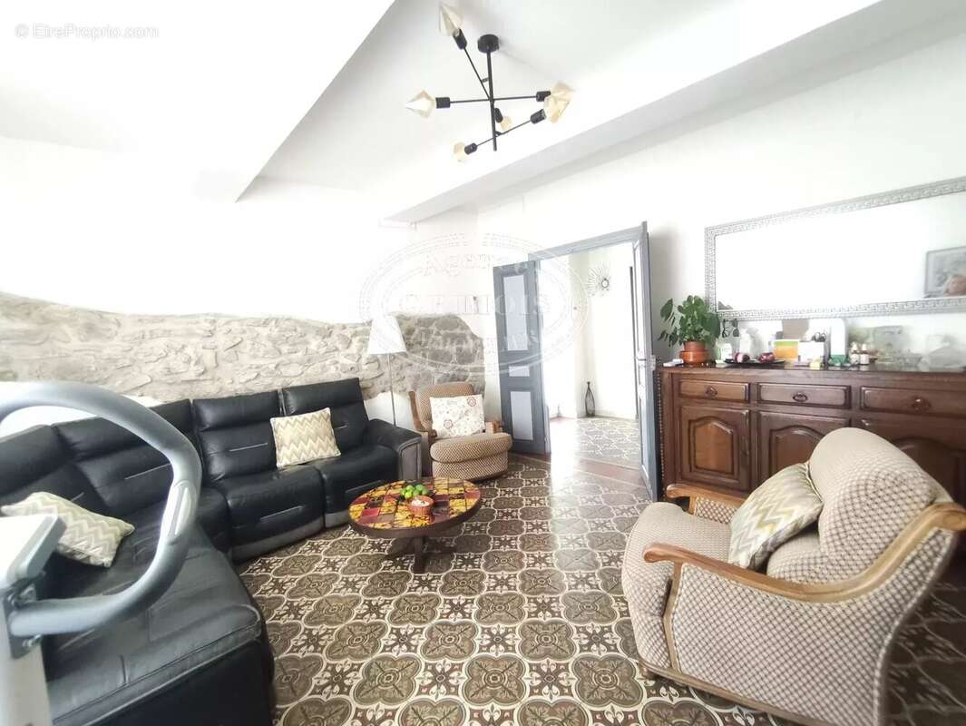 Maison à LEZIGNAN-CORBIERES