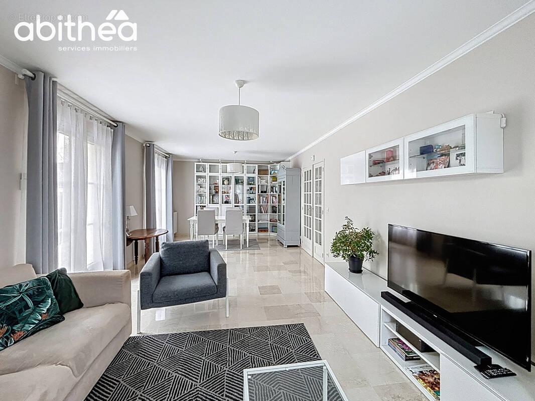 Maison à CHOISY-LE-ROI