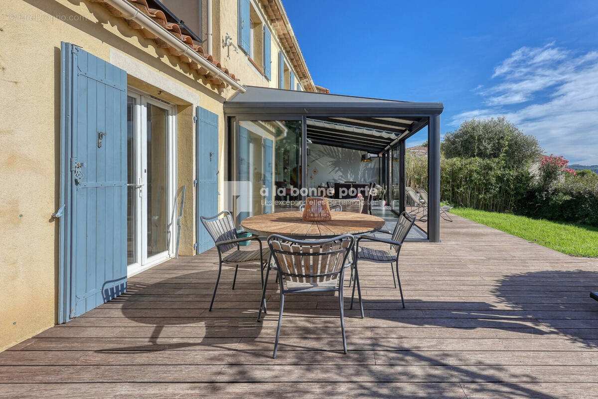 Maison à LA CADIERE-D'AZUR