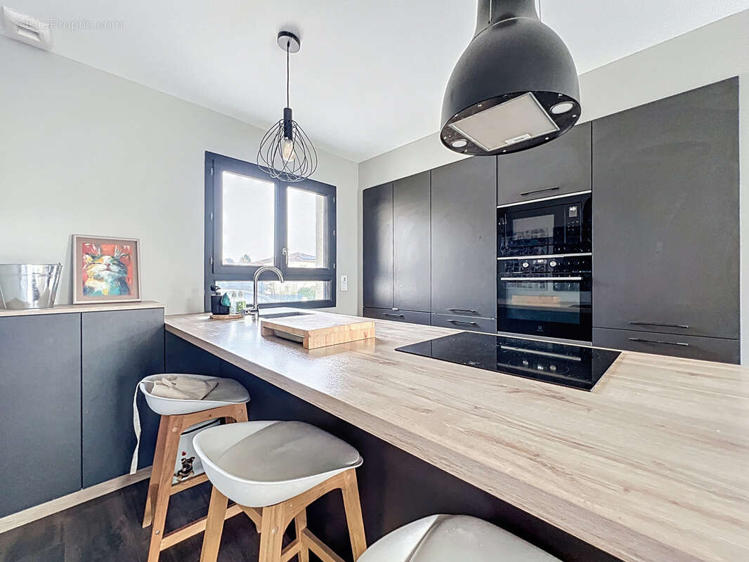 Maison à LE BOIS-D'OINGT