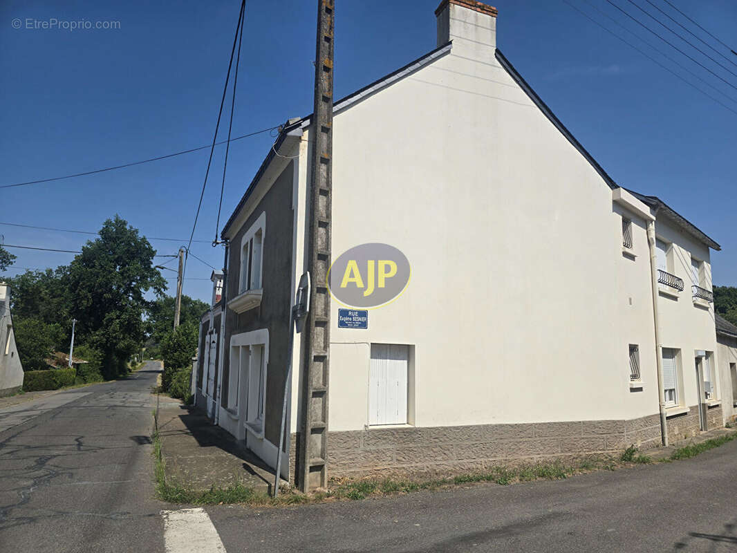 Maison à GUEMENE-PENFAO