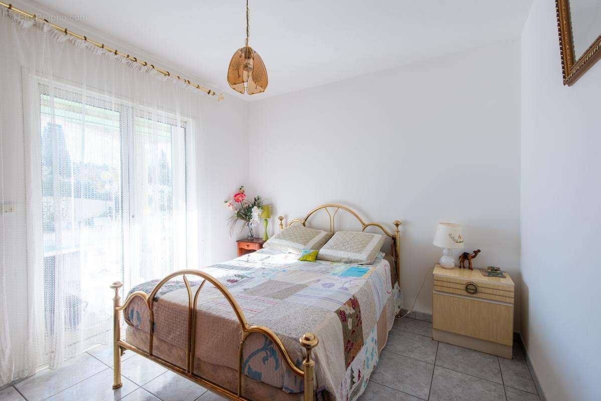 Maison à LA BOUILLADISSE