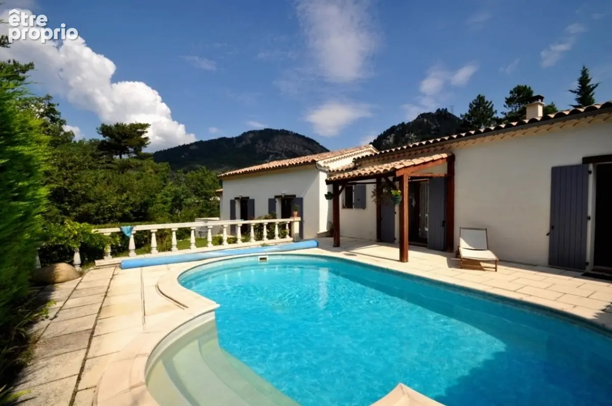 Maison à CASTELLANE