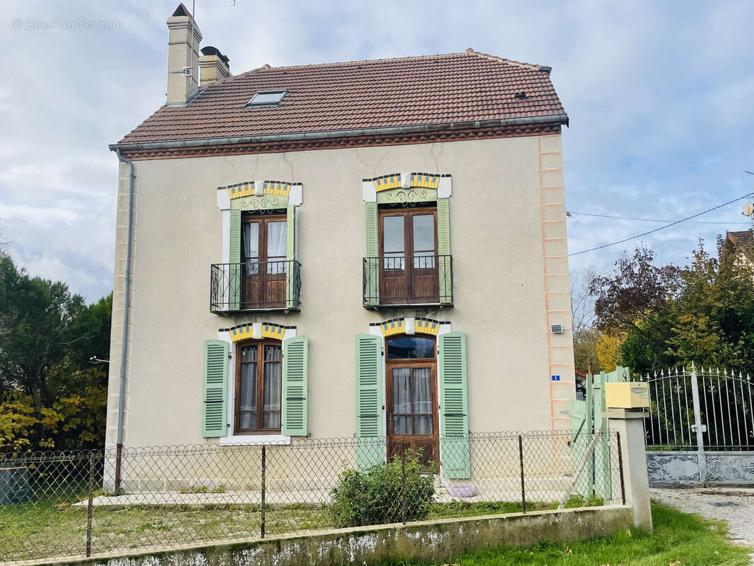 Maison à BLETTERANS