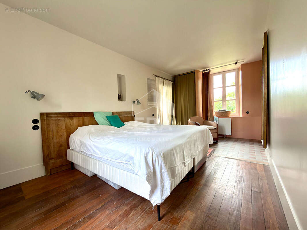 Maison à LA GENEVRAYE