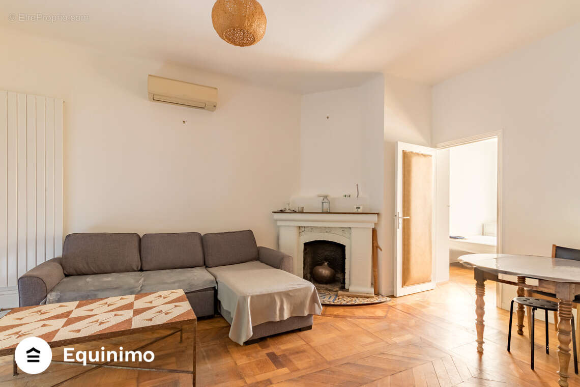 Appartement à SURESNES