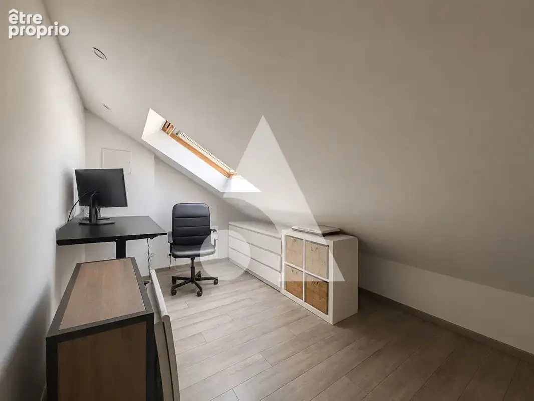 Maison de ville - dpe c - champs guillaume - photo 12