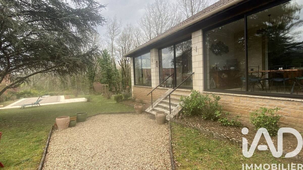 Photo 1 - Maison à CENAC-ET-SAINT-JULIEN