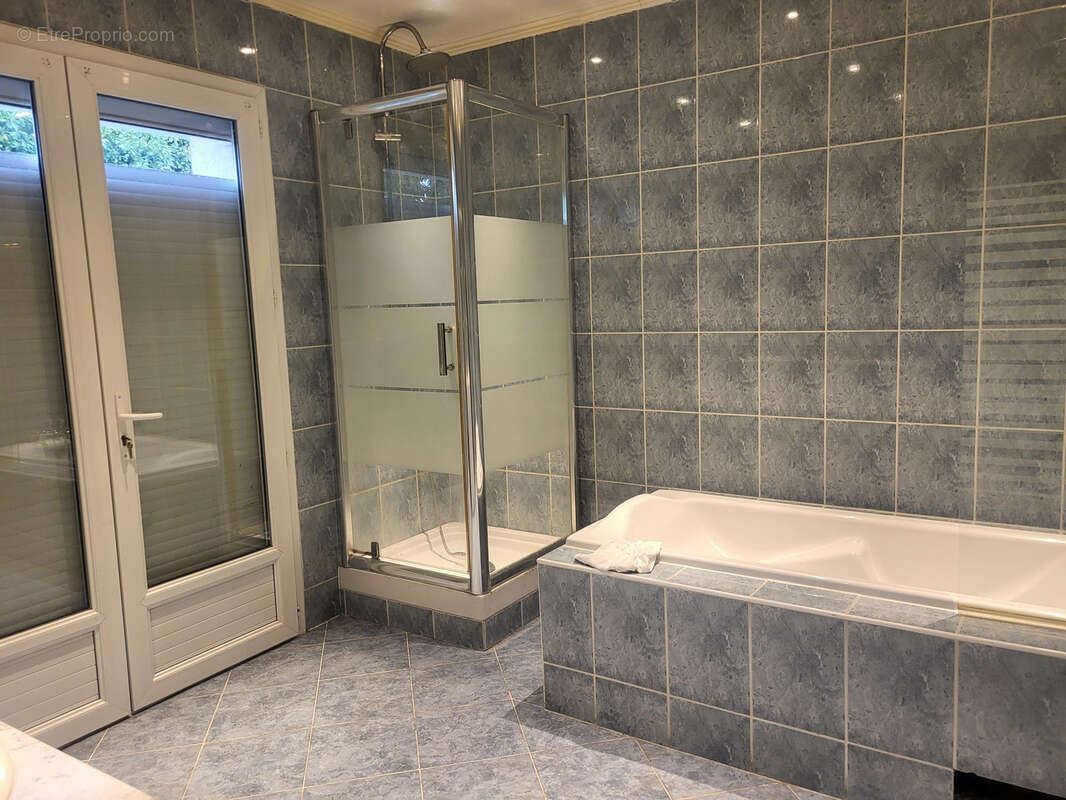 Maison à VILLETANEUSE