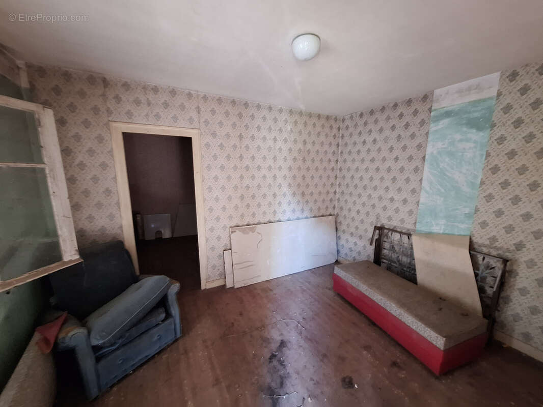Maison à rénover à BOURG L'ÉVÊQUE - photo 7