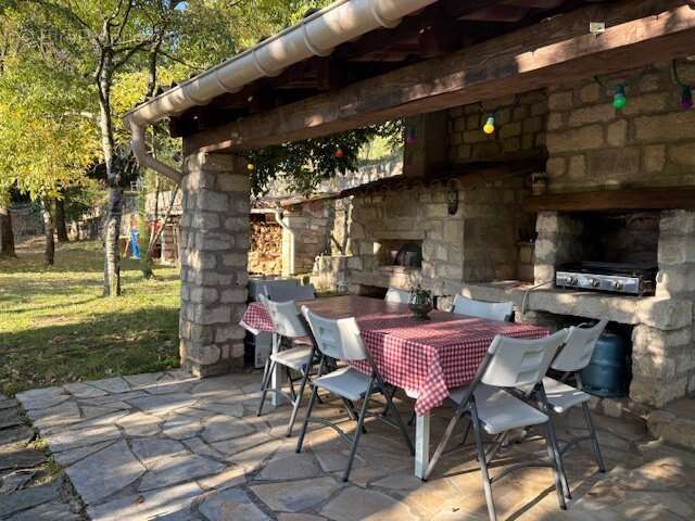 Maison à SAINT-ETIENNE-ESTRECHOUX