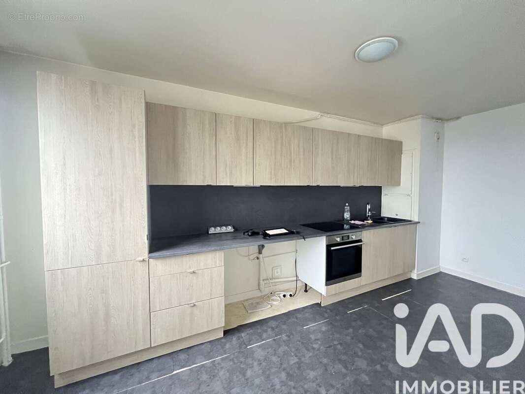 Photo 2 - Appartement à CHARLEVILLE-MEZIERES