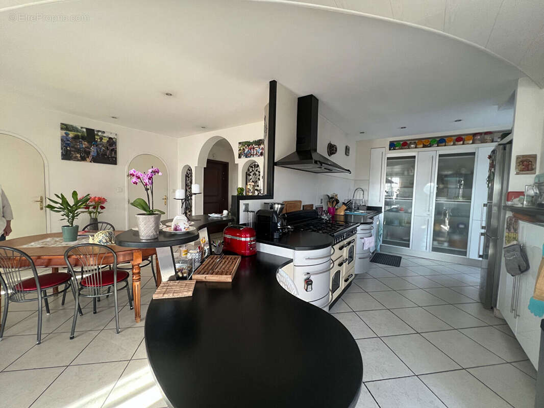 Appartement à PONT-DE-CHERUY