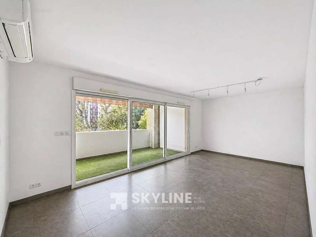 Appartement 86 m² à Marseille-6e  - photo 2