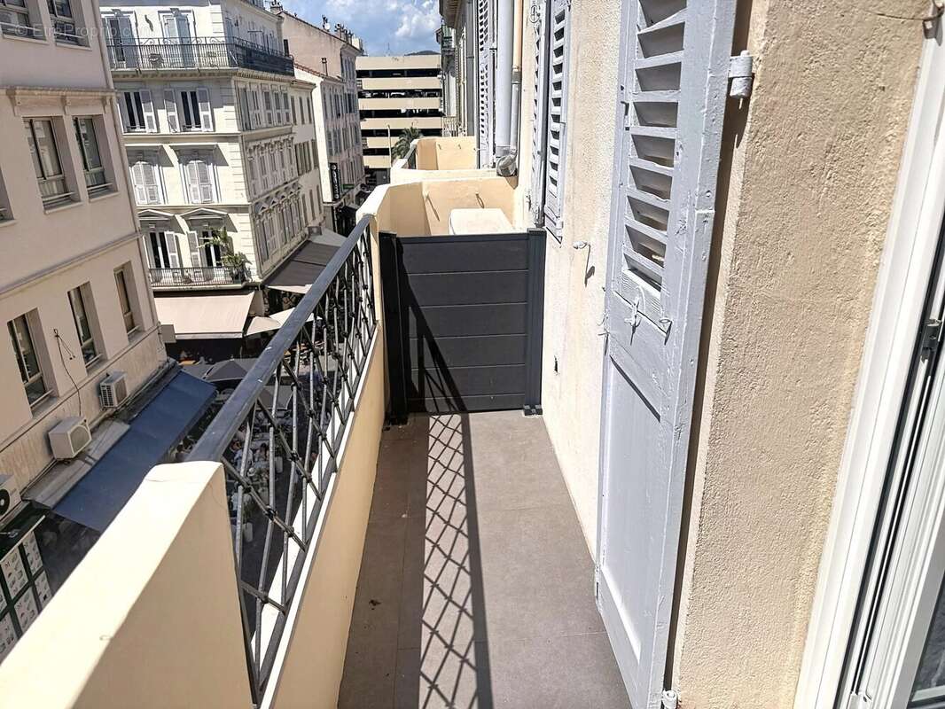 Appartement à CANNES