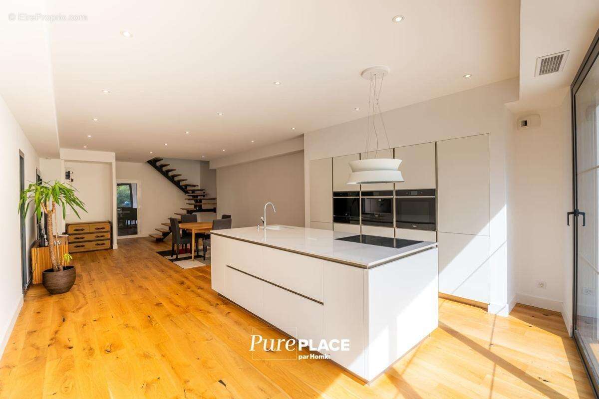 Villa contemporaine de 220 m2 à Bordeaux - photo 4