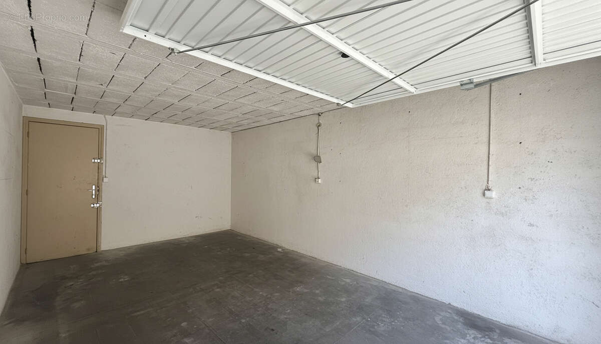 Parking à PERPIGNAN