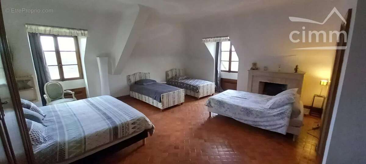 Maison à LA FERTE-SAINT-CYR