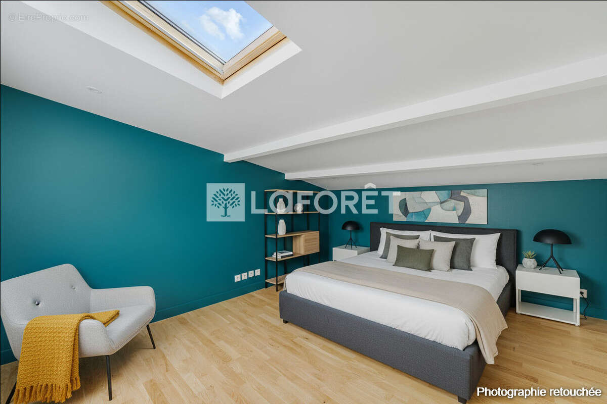 Appartement T5 atypique de 123m2 . Lumineux et calme au dernier étage d'une jolie copropriété. - photo 2