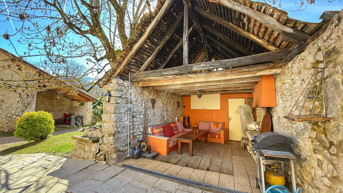 Maison à SAINT-AUPRE