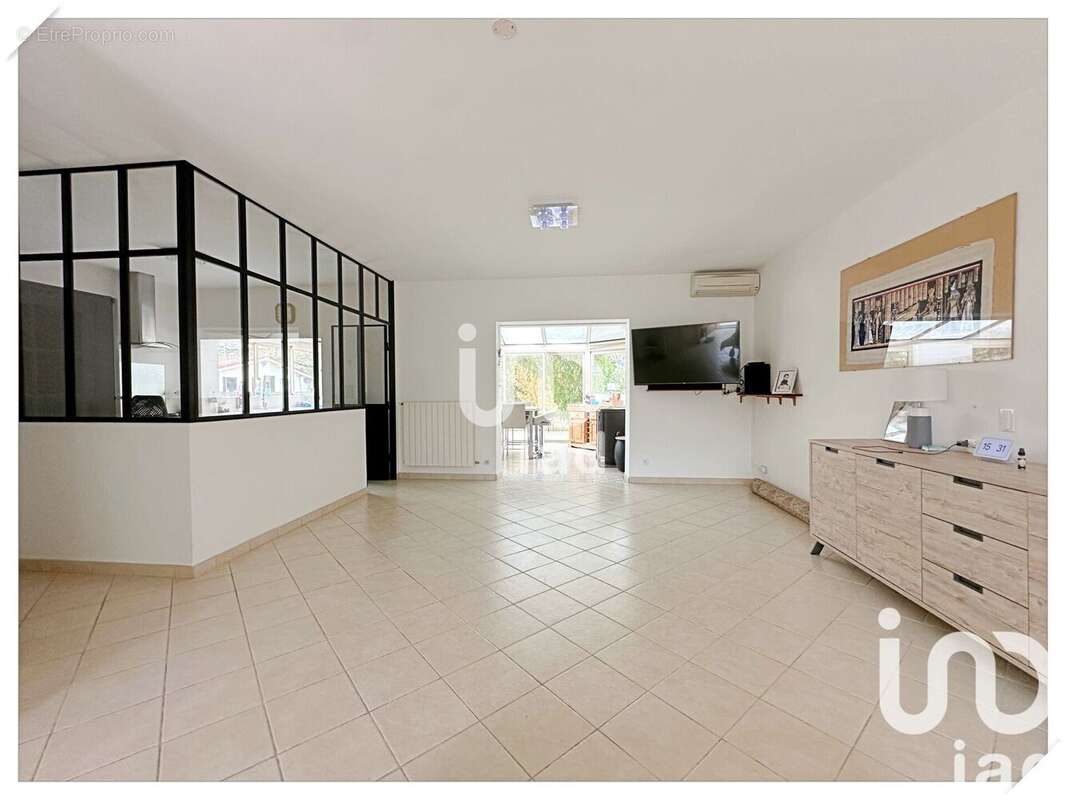 Photo 2 - Maison à AMBARES-ET-LAGRAVE