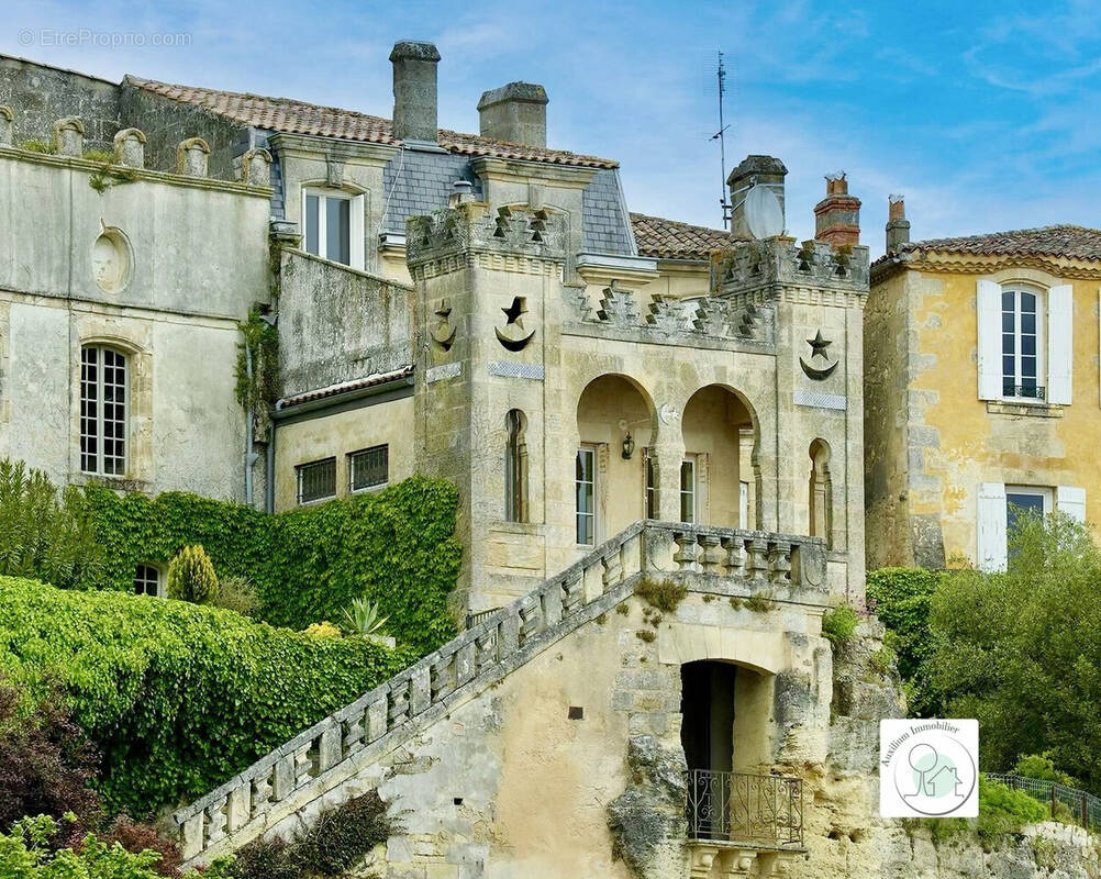 Maison à BOURG