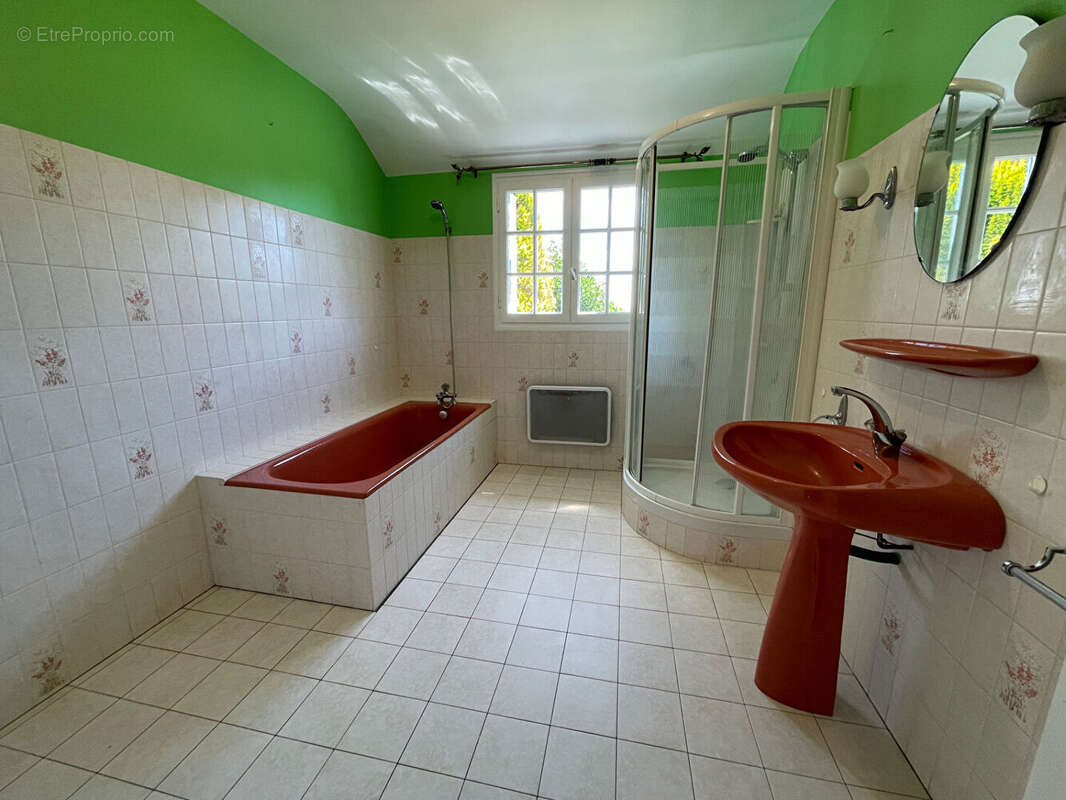 À vendre - Maison traditionnelle à Fouesnant - 109 m² habitables - photo 13