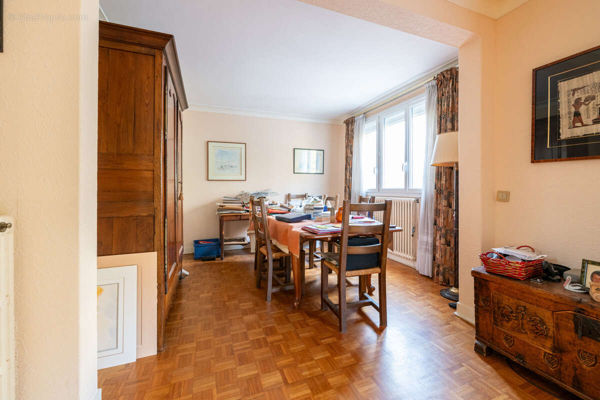 Maison à NOGENT-SUR-MARNE