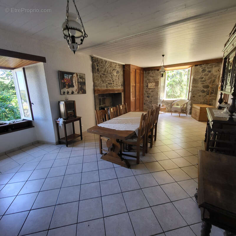 Belle maison en pierres lauzes et ardoises - photo 9