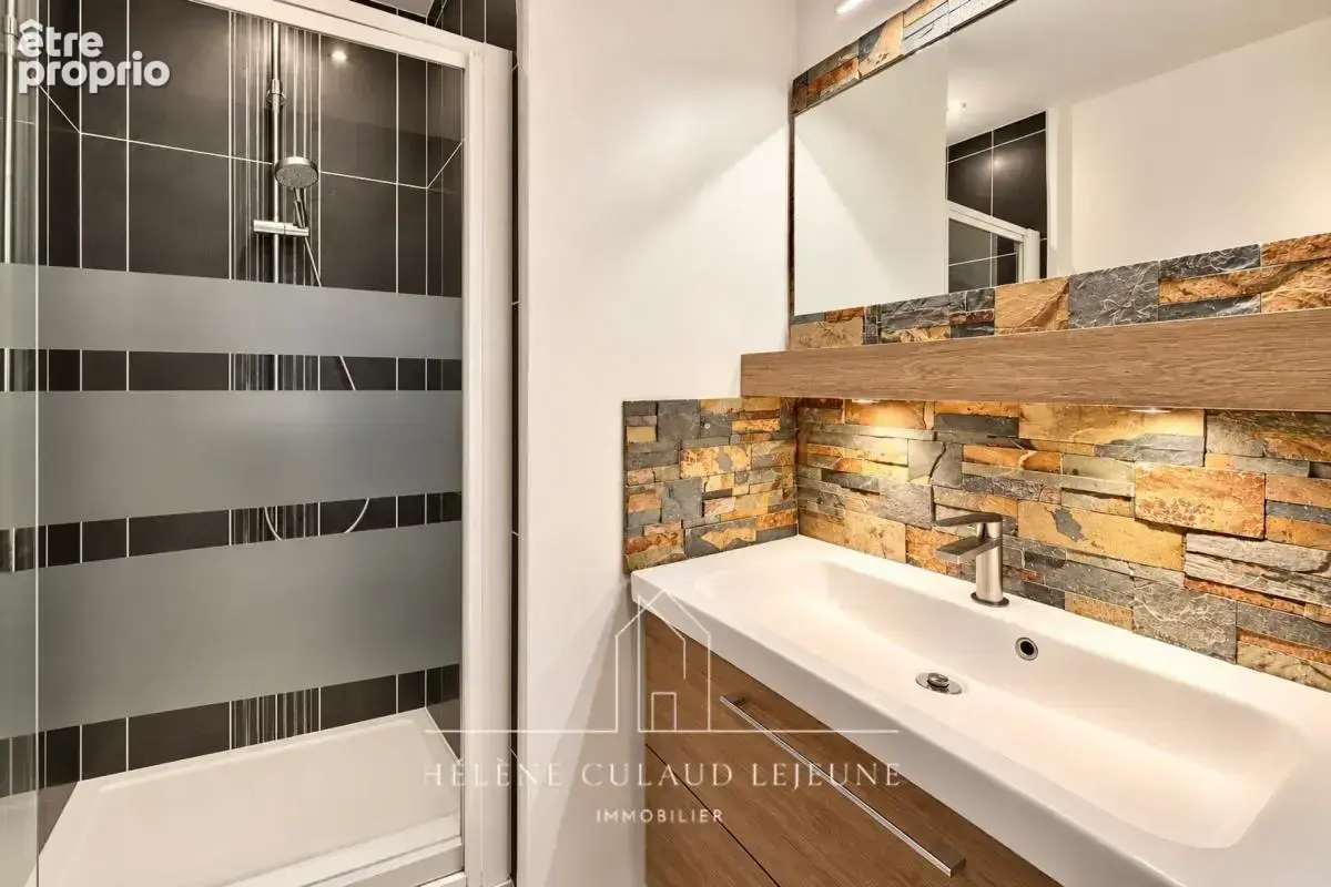 Maison récente - 103 m² - kervignac - photo 9