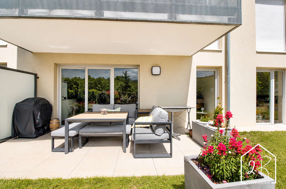 Appartement à PONT-EVEQUE