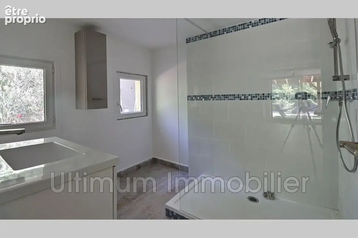 Maison à vendre à Frejus (83600) - photo 3