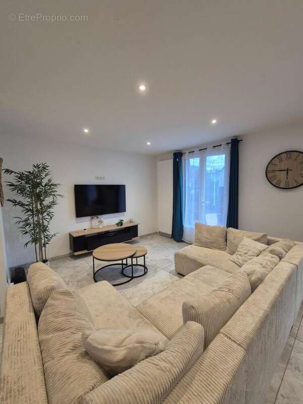 Photo 2 - Maison à VERON