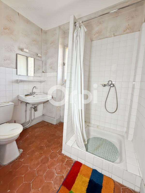 Maison avec terrain attenant À Vendre - photo 16