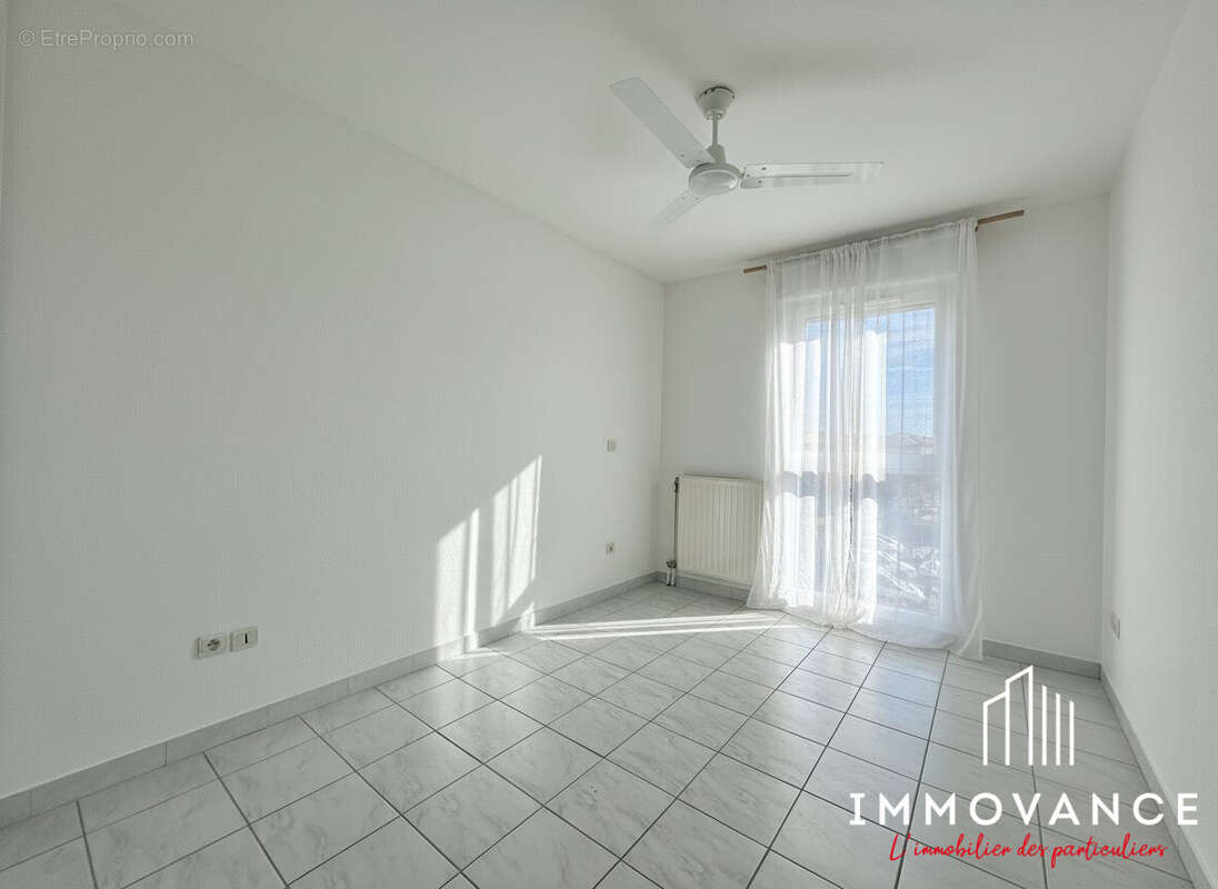 Appartement à LATTES