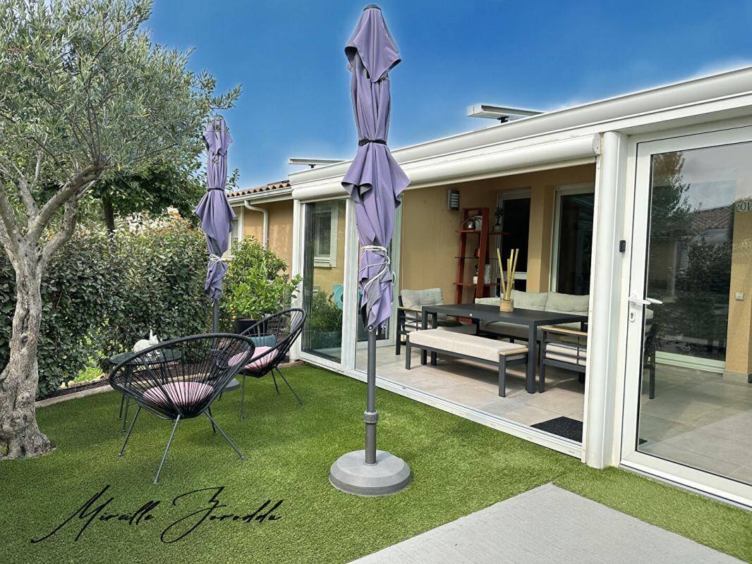 Maison à JONQUIERES-SAINT-VINCENT