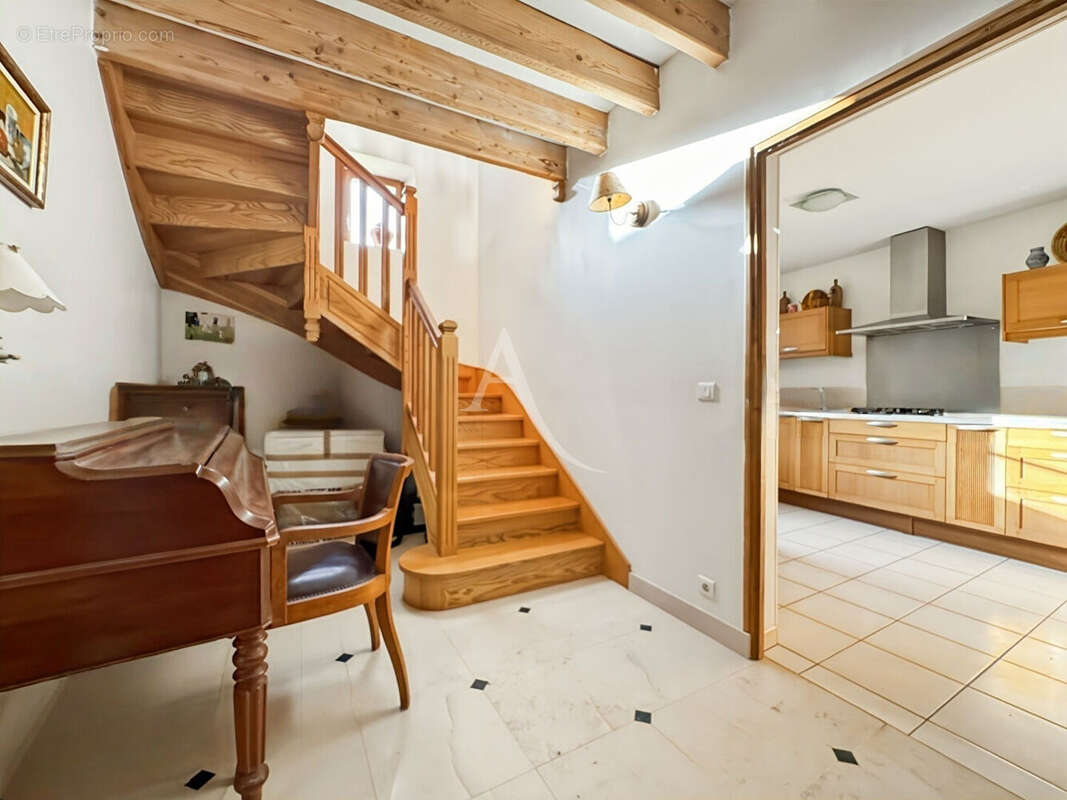 Maison à ETAMPES