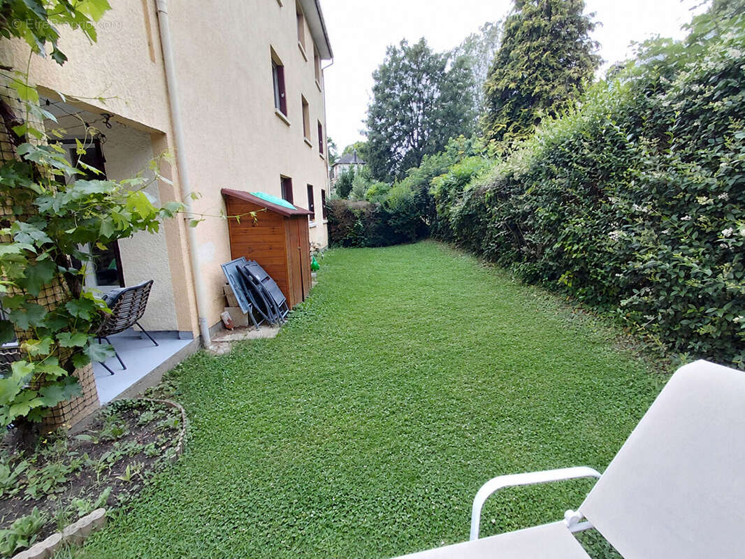 Appartement  76 m² en rez-de-jardin (3 chambres) - photo 9