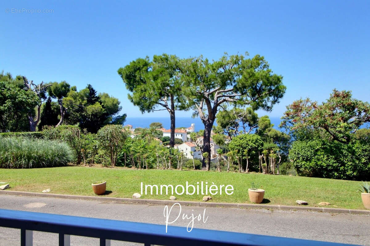 Studio 16 m2 - Résidence Les Alpilles - Corniche Kennedy - photo 5