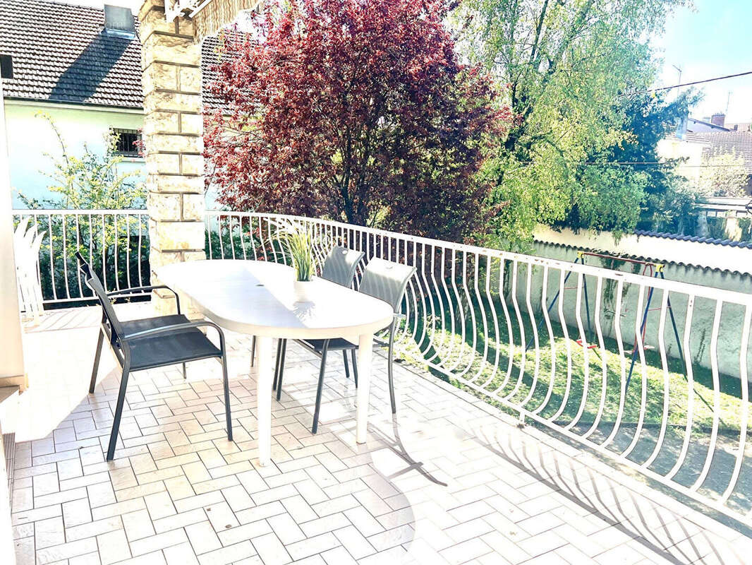 Maison à BOURGOIN-JALLIEU