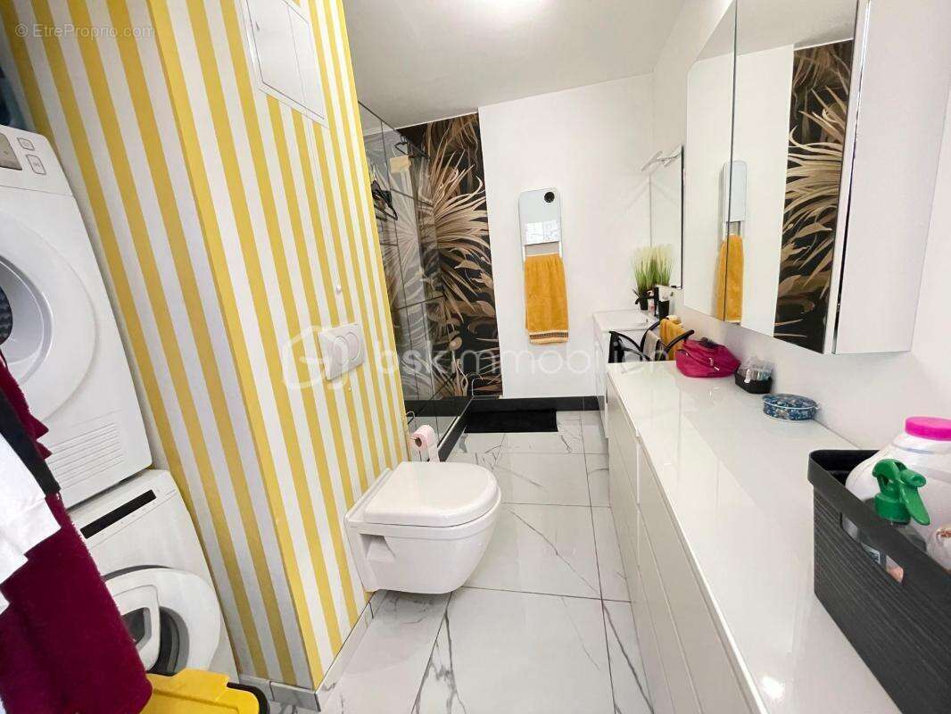 Appartement à QUESNOY-SUR-DEULE