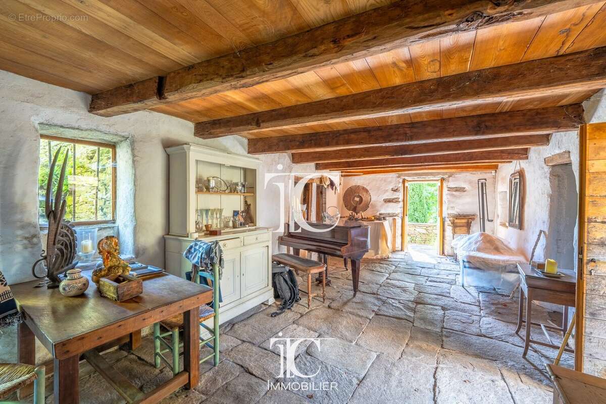 Maison à LES VANS